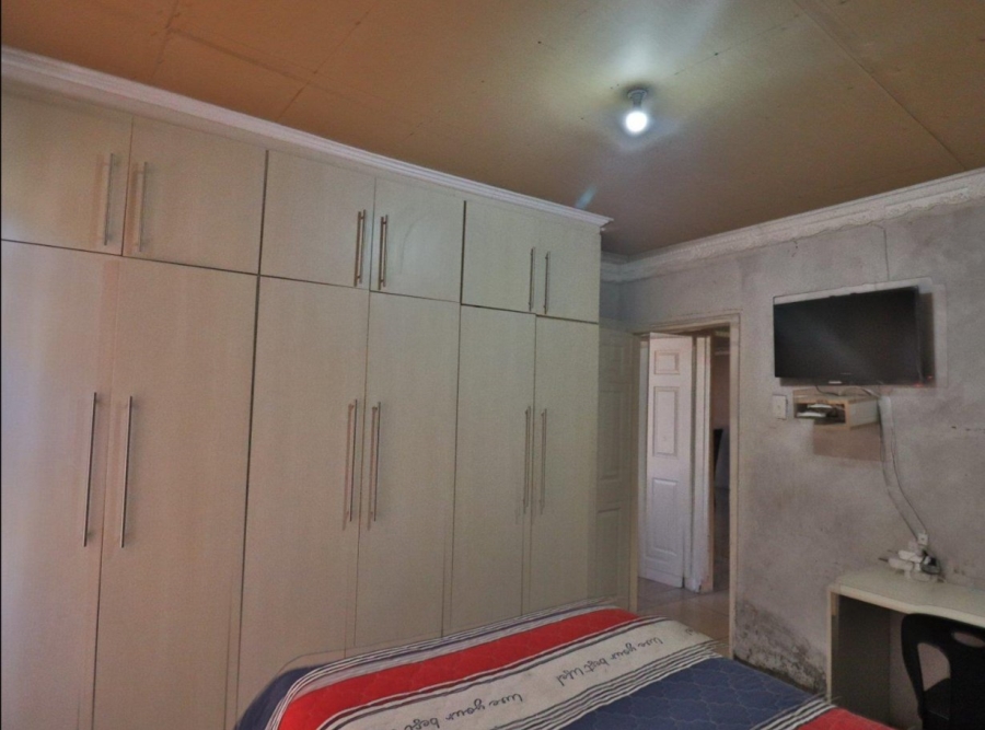 3 Bedroom Property for Sale in Selosesha Free State